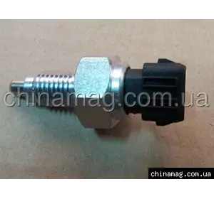 Датчик заднего хода Chery Amulet 020945415AA FEBI Датчик заднего хода Chery Amulet 020945415AA FEBI