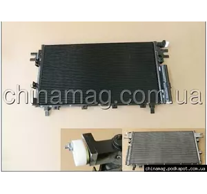 Радиатор кондиционера крепл трубки с торца) Great Wall Haval H5  8105100XK80XC Лицензия Радиатор кондиционера крепл трубки с торца) Great Wall Haval H5  8105100XK80XC Лицензия