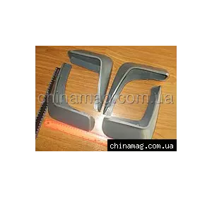 Брызговики комплект MG 550, 10004865 Лицензия Брызговики комплект MG 550, 10004865 Лицензия